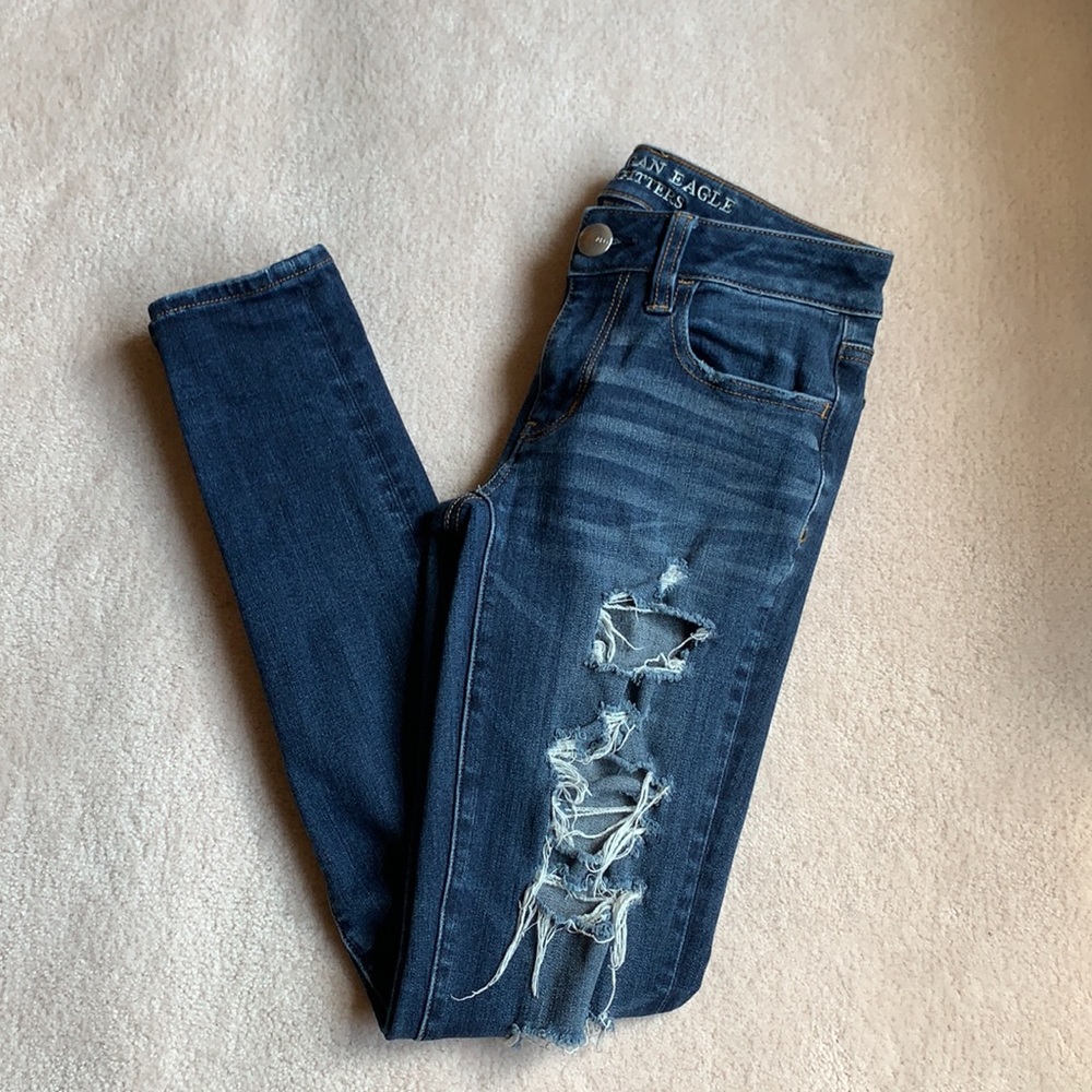 American Eagle ripped jeans
